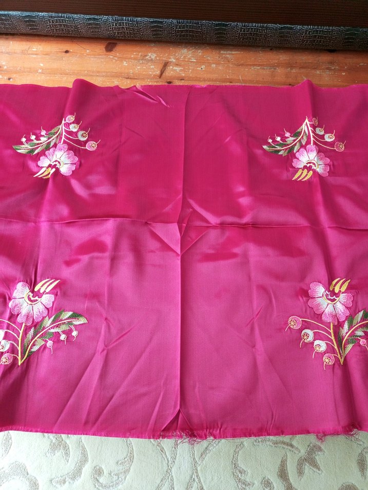 Bordo Saten yastık başi - Görsel 2