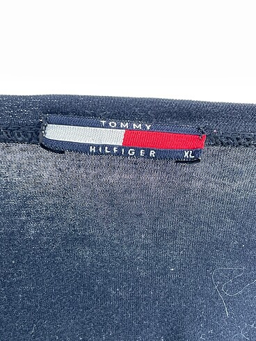 xl Beden lacivert Renk Tommy Hilfiger T-shirt %70 İndirimli.