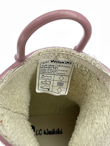 26 Beden pembe Renk LC Waikiki Bot %70 İndirimli.