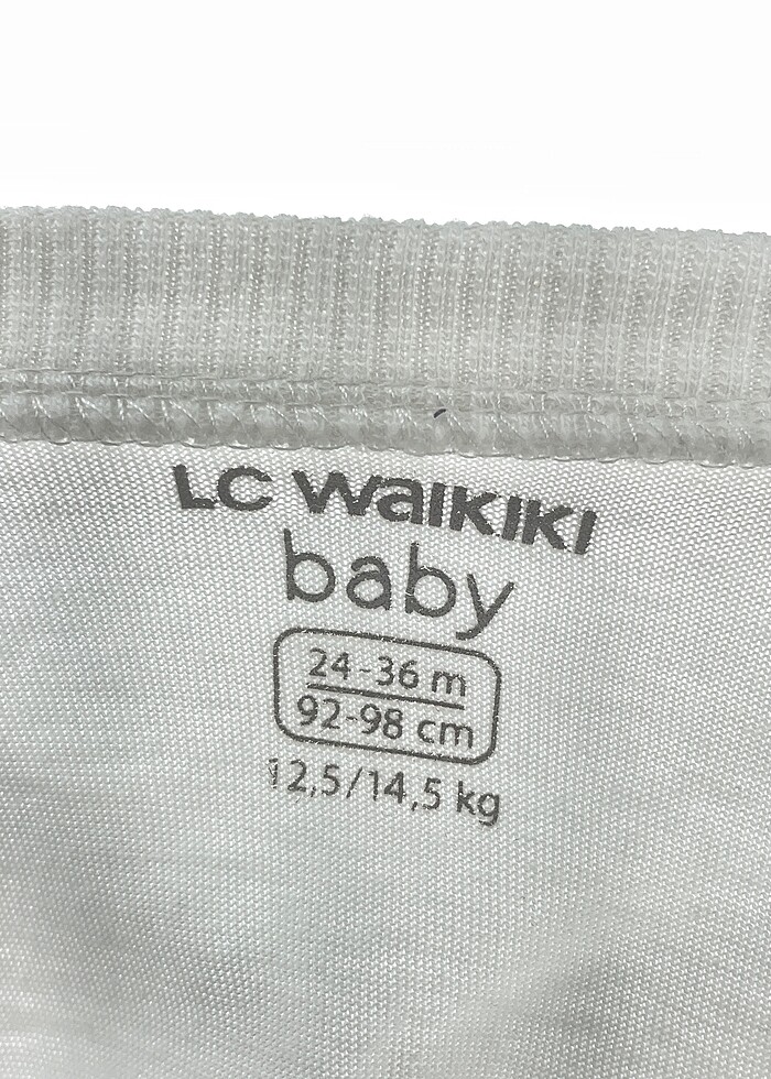 LC Waikiki T-shirt %70 İndirimli. - Görsel 4