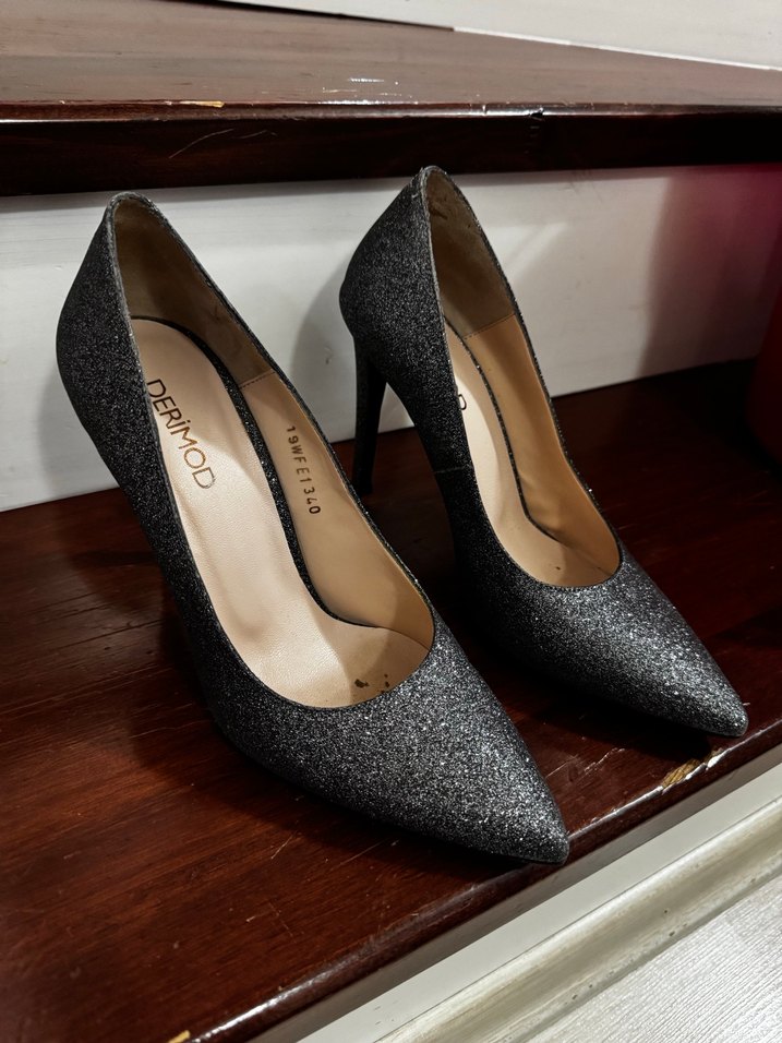 Derimod gri simli stiletto 38 numara - Görsel 3