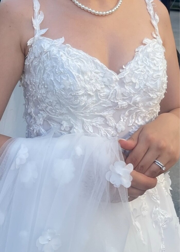 Beyaz gelinlik - Görsel 3