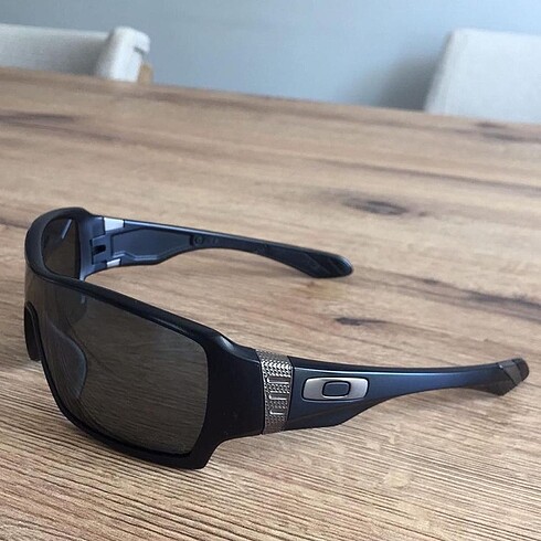 oakley