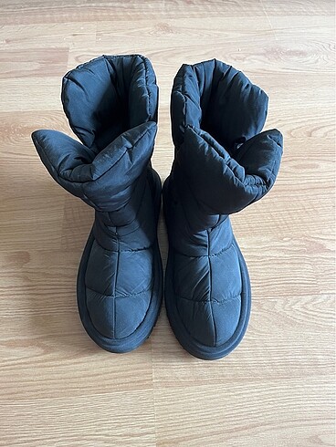 zara bot