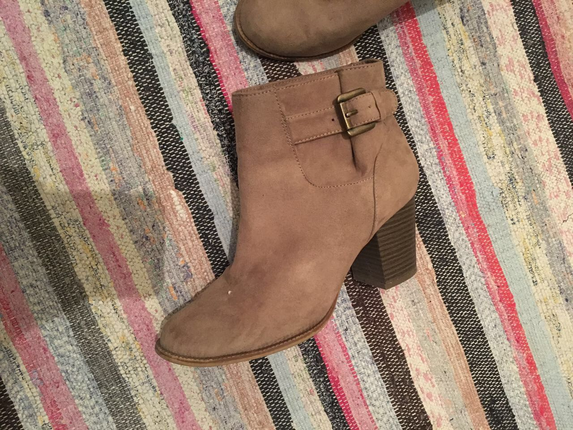 37 Beden Bershka bot