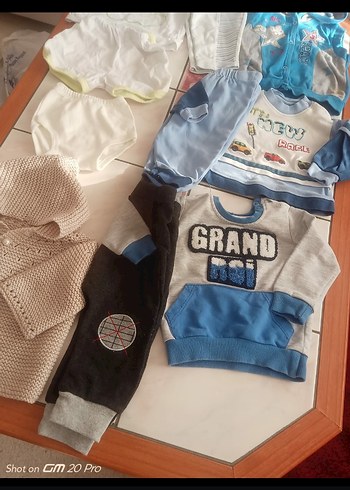 Kız Çocuk Bej Kapüşonlu Örgü Hırka - Görsel 6