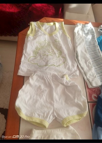 Kız Çocuk Bej Kapüşonlu Örgü Hırka - Görsel 3