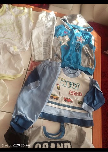 Kız Çocuk Bej Kapüşonlu Örgü Hırka - Görsel 4