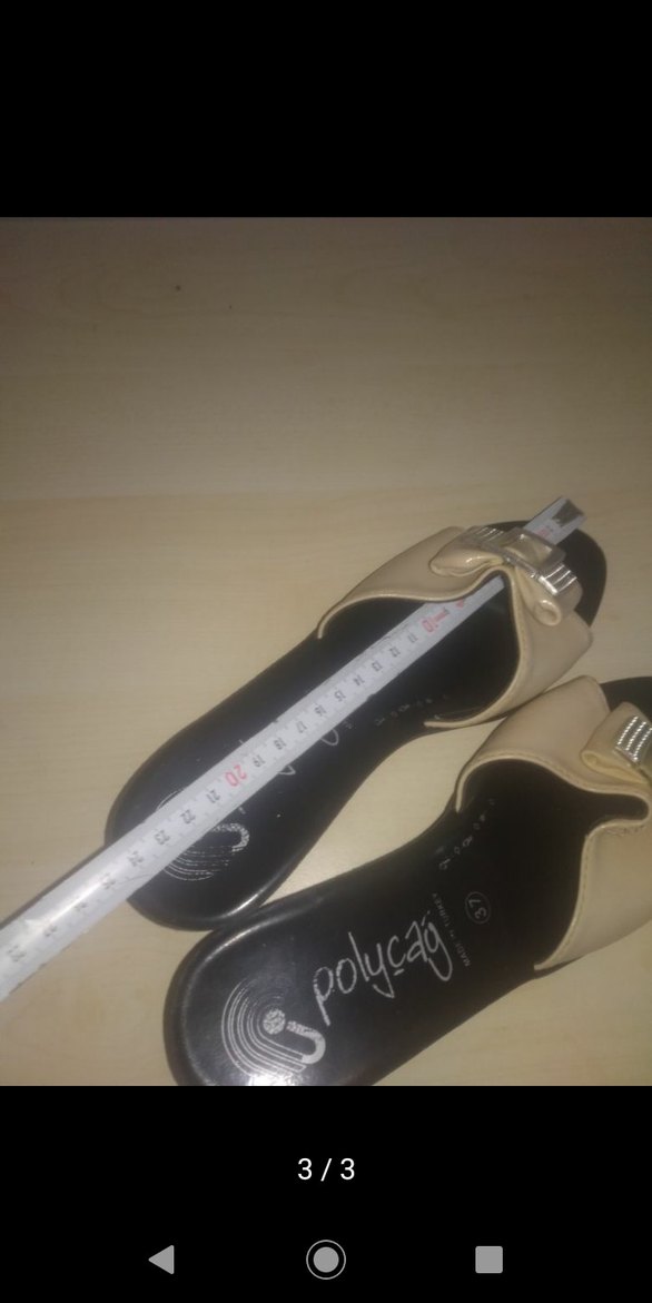 Beyaz Tokalı Kadın Dolgu Topuk Terlik - Görsel 3