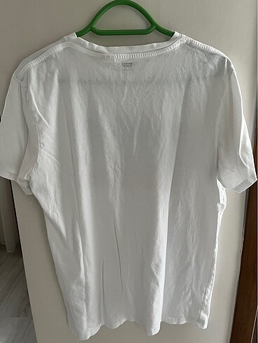 s/m Beden Beyaz tişört