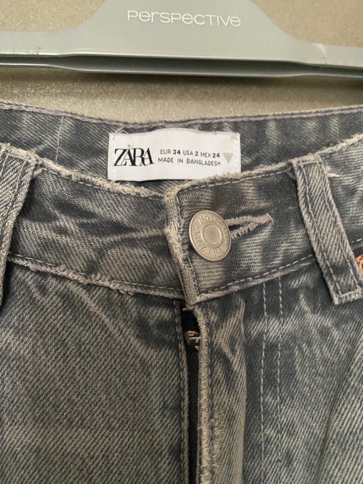 Zara Yırtık Desenli Mom Jean - Görsel 2