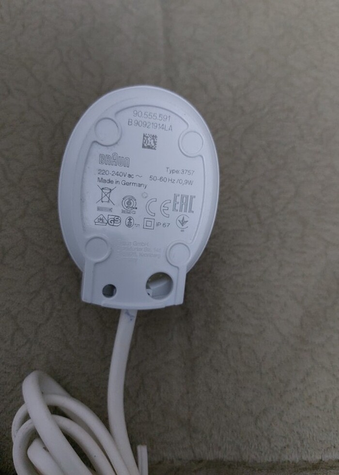 Braun Oral b sarjlı diş fırçasi şarj aleti typ 3757 - Görsel 3