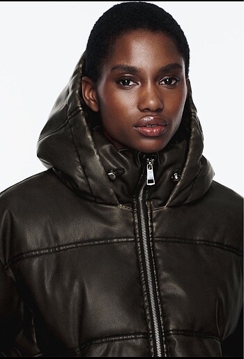 Zara suni deri crop mont