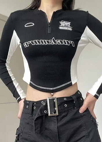 m Beden siyah Renk Rock more uzun kollu crop