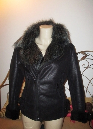 Guess mont yakası kürklü içi sıcacık 