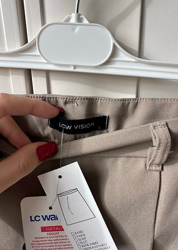 Bej Renkli Pilili Mini Etek - Görsel 2