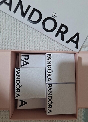 Beden Pandora R Harfi Charm