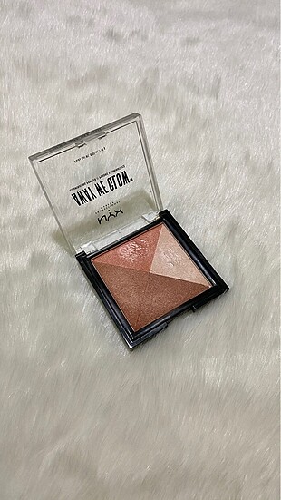 NYX Away We Glow Yüz Paleti