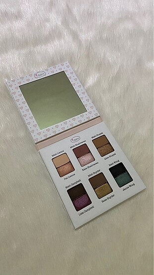 The Balm The Balm Meet Matte Shmaker Far Paleti