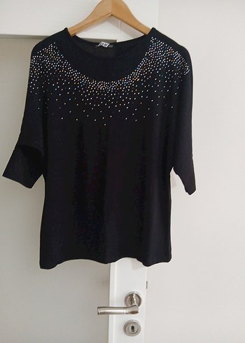 Parlak Taşlı Siyah Kadın Bluz boy 66 en 58 - Görsel 2