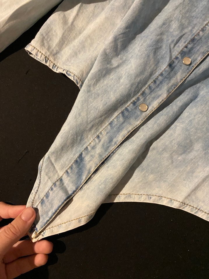 Nakışlı Düğmeli Kot Gömlek - Görsel 5