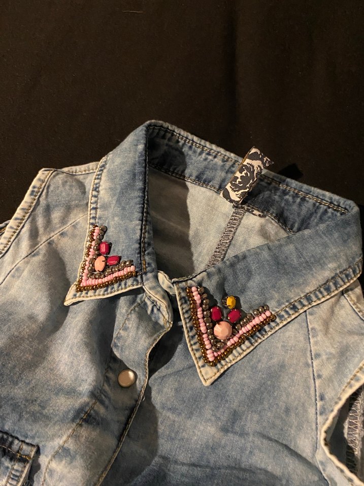 Nakışlı Düğmeli Kot Gömlek - Görsel 3