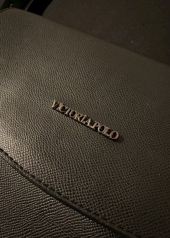 Klasik Siyah Deri Kadın Omuz Çantası - Görsel 2