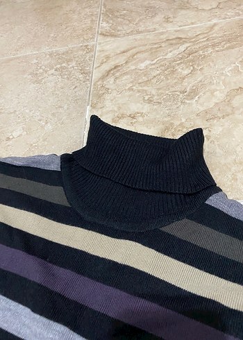 Çizgili Boğazlı Yün Kazak - Görsel 3