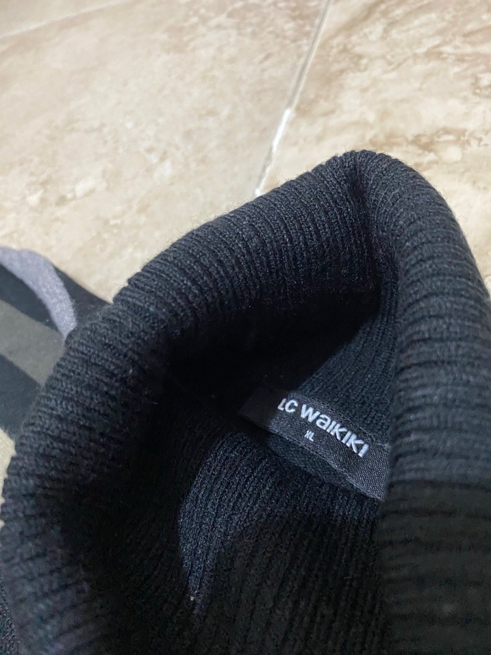 Çizgili Boğazlı Yün Kazak - Görsel 4