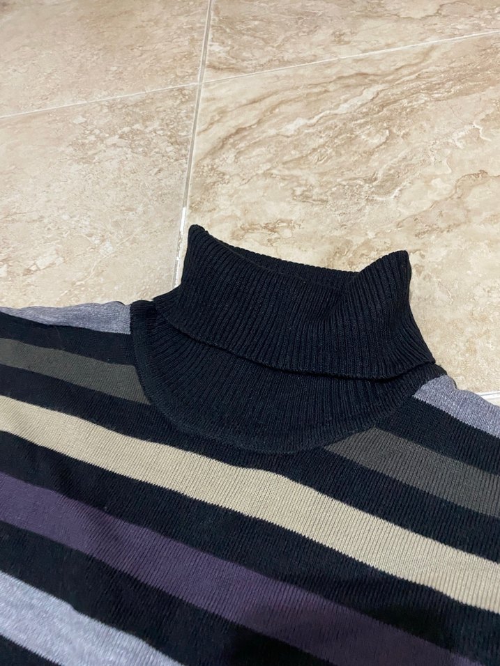 Çizgili Boğazlı Yün Kazak - Görsel 3