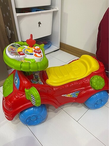 Baby clementoni ilk arabam sesli ışıklı