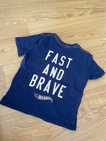 5 adet GAP pamuklu tişört - Görsel 5