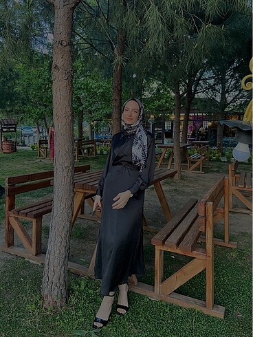 s Beden siyah Renk Mango kırınkıl saten elbise