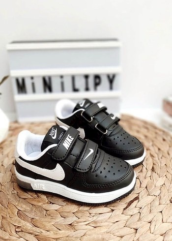 Çocuk Siyah Nike Spor Ayakkabı Velcro ışıklı