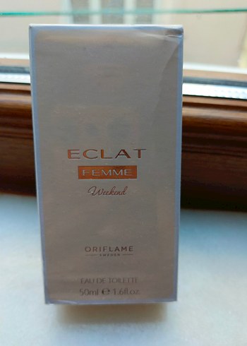 Oriflame Eclat Femme Weekend Kadın Parfümü 50 ml - Görsel 2