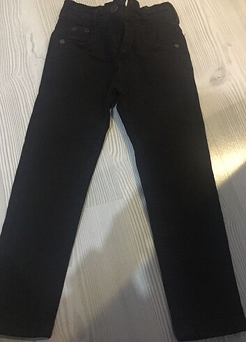 4 yas siyah pantolon 