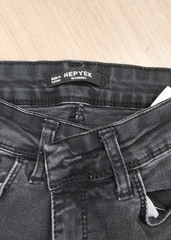 xs Beden Siyah Salaş Kesim Midi Boy Kadın Denim Pantolon