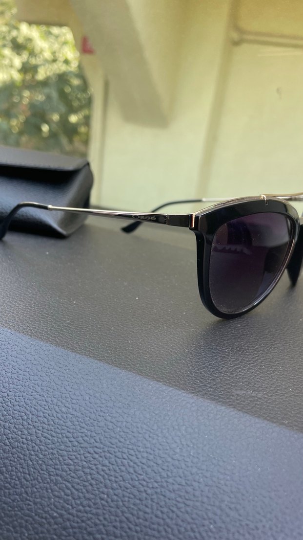 Kadın Siyah Parlak Gözlük - Görsel 3