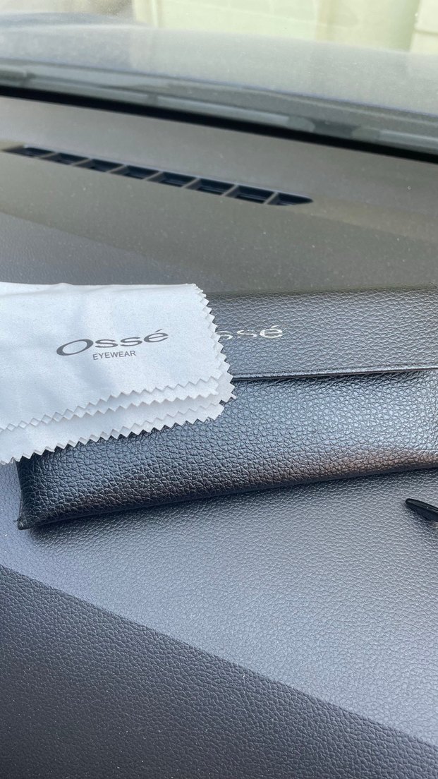 Kadın Siyah Parlak Gözlük - Görsel 4