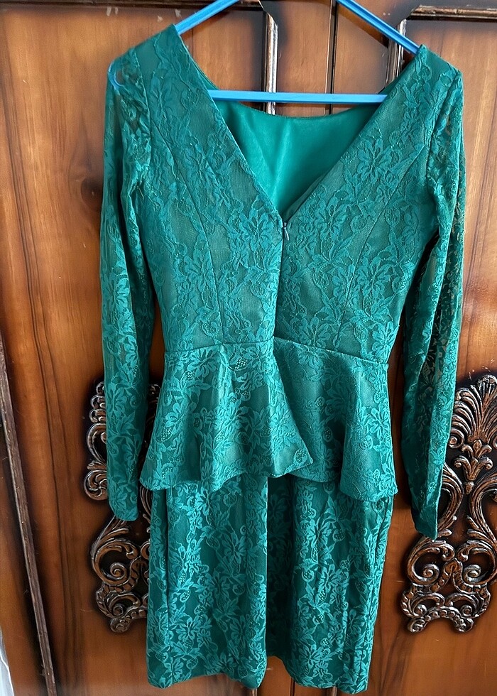 Zümrüt yeşili dantel abiye - Görsel 2