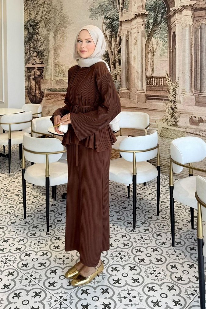 Kahve Hırkalı Elbise - Görsel 5