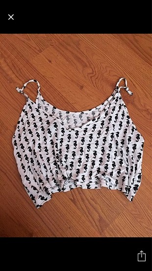H&M crop top