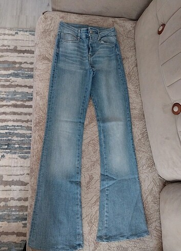 Zara Model Jean