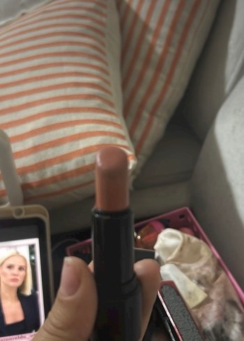 Koyu Bej Renkli Ruj Note - Görsel 3