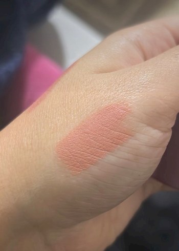 Koyu Bej Renkli Ruj - Görsel 4