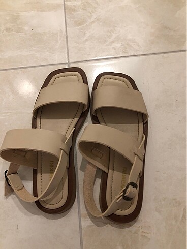 LC Waikiki LCW sandalet düz taban