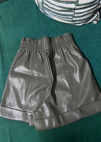 Kadın Gri Deri Mini Şort - Görsel 3
