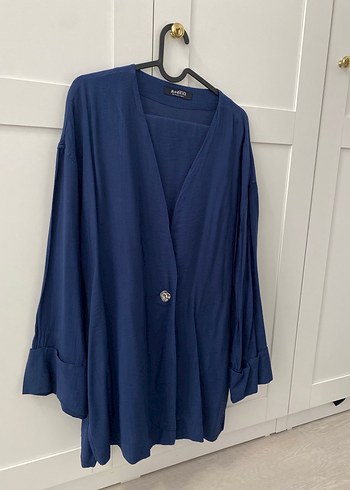 Düğmeli lacivert kimono takım