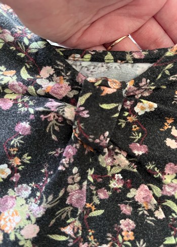 Bershka Çiçekli Body - Görsel 3