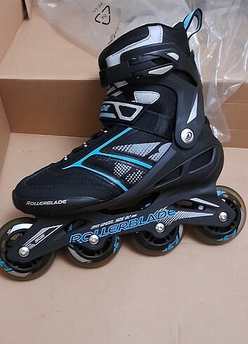  Rollerblade paten